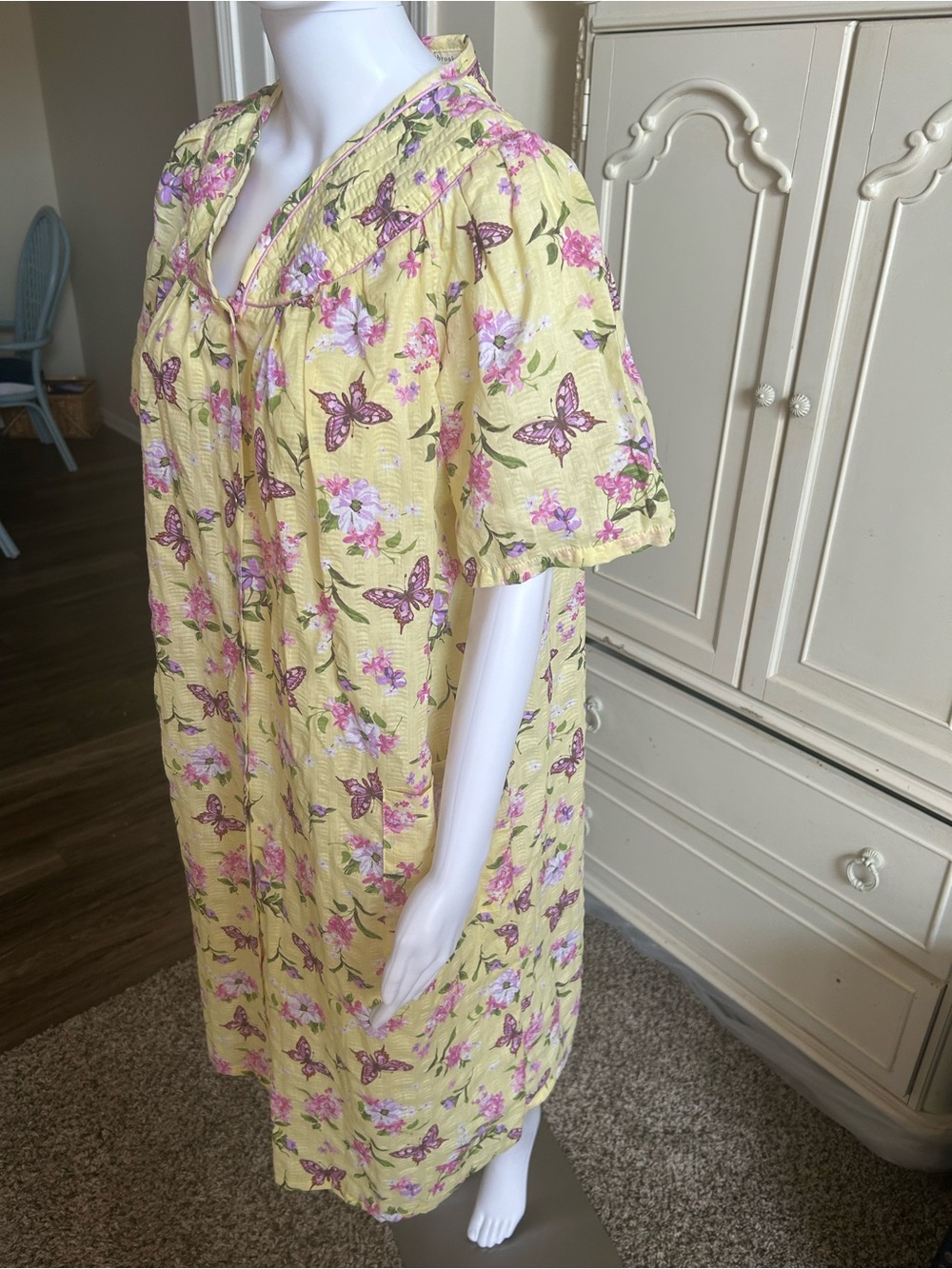 Granny Bobbie Brooks Yellow Floral & Butterfly Nightgown - Picture 4 of 5